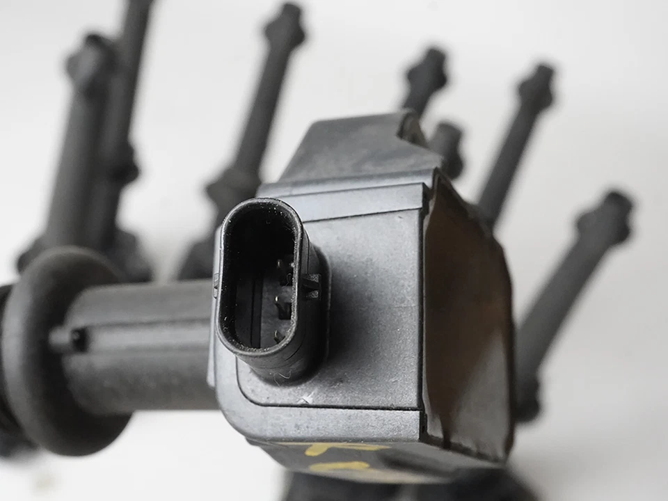 2010 - 2013 Land Rover Lr4 5.0L Engine Ignition Ignitor Coil Pack Set Of 8 Oem - Imagem 4 de 4