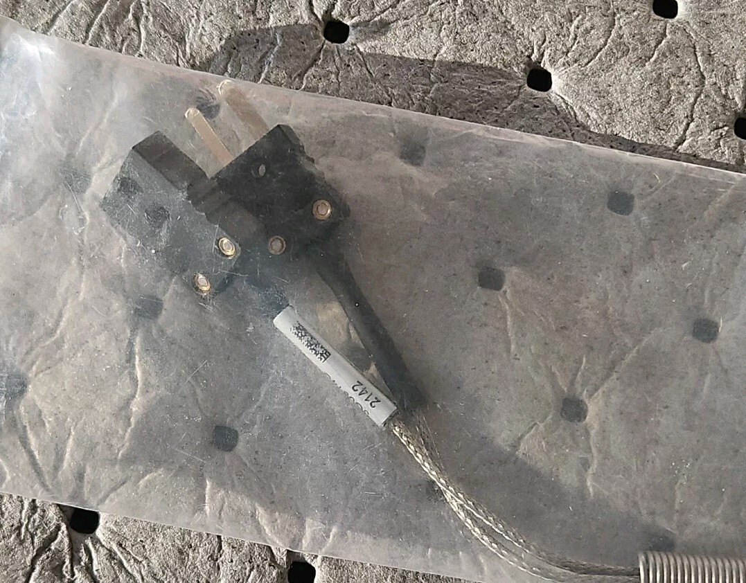 Novellus thermocouple type J 34-00196-00