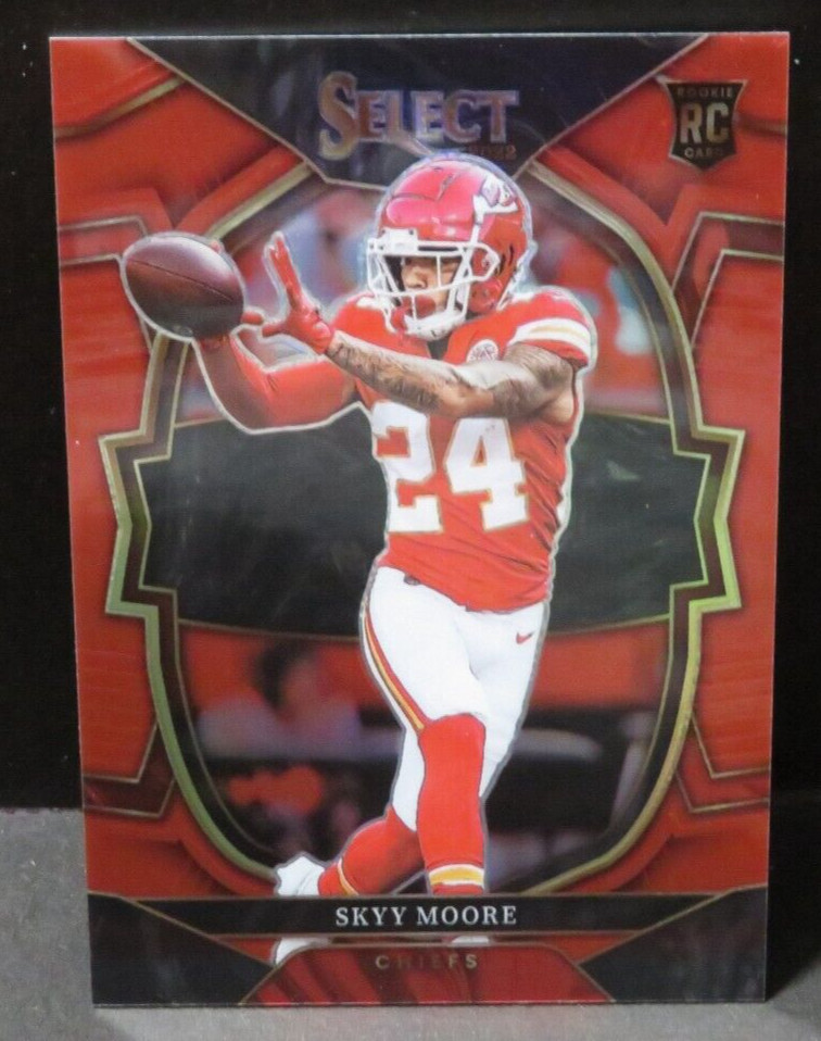#5199 2022 SELECT SKYY MOORE #21 RED PRIZM 32/99