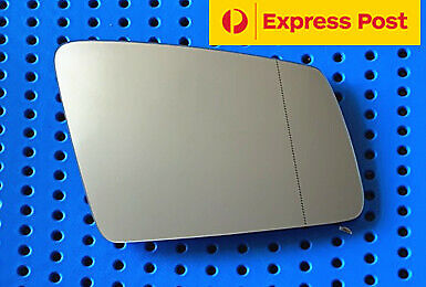 RH mirror glass for Mercedes Benz B Class W246 B160 B180 B200 B220 B250 2012 on - Picture 1 of 4