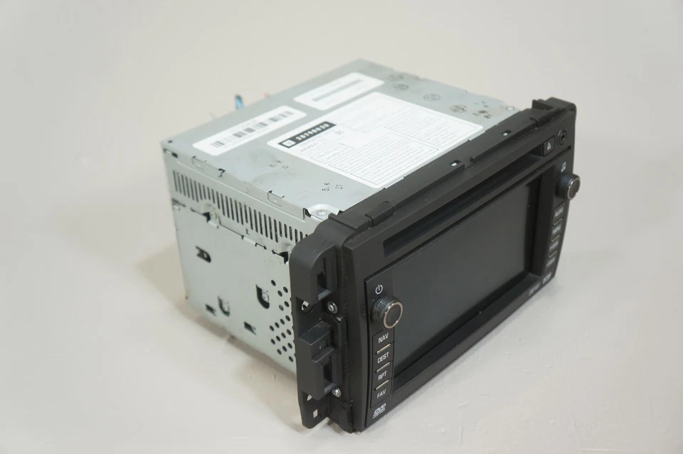 Chevrolet Chevy Tahoe 2008-2009 pantalla de audio estéreo radio CD DVD unidad principal Foto 3 de 4