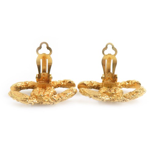 Auth CHANEL Vintage CC Logo Clip on Earrings Gold Metal - w1250 - Picture 5 of 8