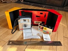 Vintage R4 Kodak Brownie Fiesta Camera Outfit - Orig. Box, Xtra Bulbs, lens