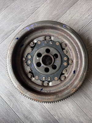 2.0 TFSI CDL AUDI TTS S3 8P VW GOLF MK6 R DSG AUTOMATIC FLYWHEEL  2009 No Rattle