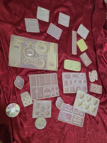 Huge Lot of Silicone Resin Molds Pre-Owned Crafting