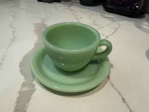 Fire King Jadeite Restaurant Oven Ware Coffee/Tea Cup & Saucers