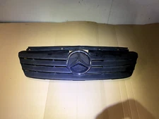 Mercedes Benz Vaneo W414 Front Grille Grill A4148800085