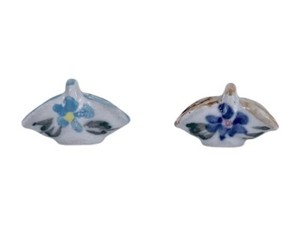 2 Vintage Miniature Hand Painted Floral Ceramic Baskets Dollhouse Accessory 1:12