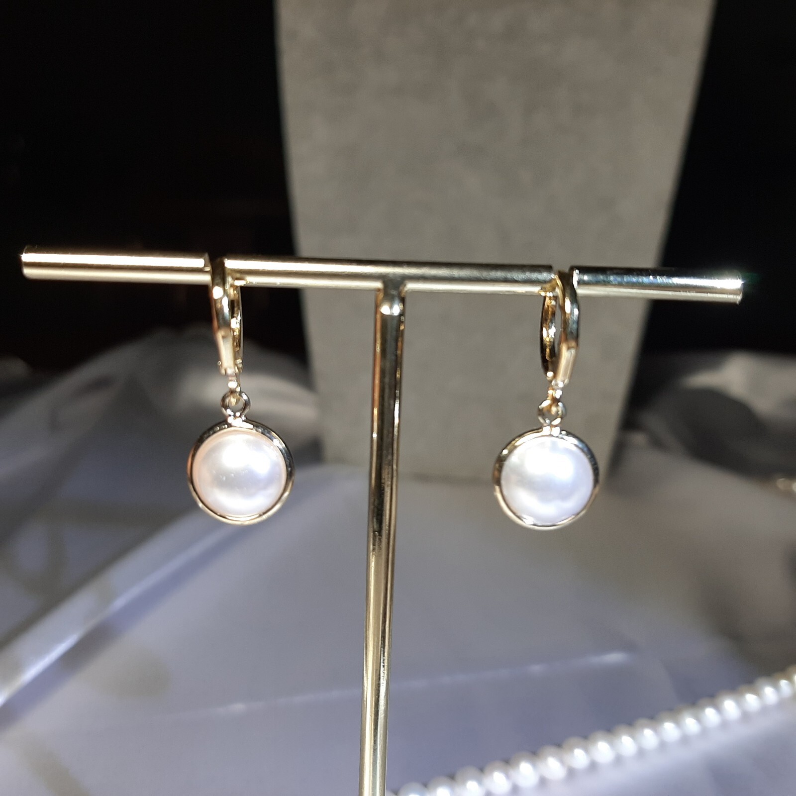 Boucles d'oreilles dormeuses pendantes perles dorées or 14k bijoux fantaisie femme