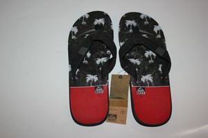 reef ht prints flip flop