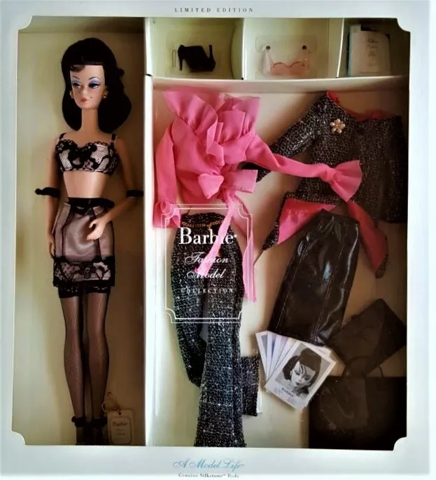 A Model Life Barbie Silkstone Barbie Fashion Model Collection 2002 Mattel  B0147