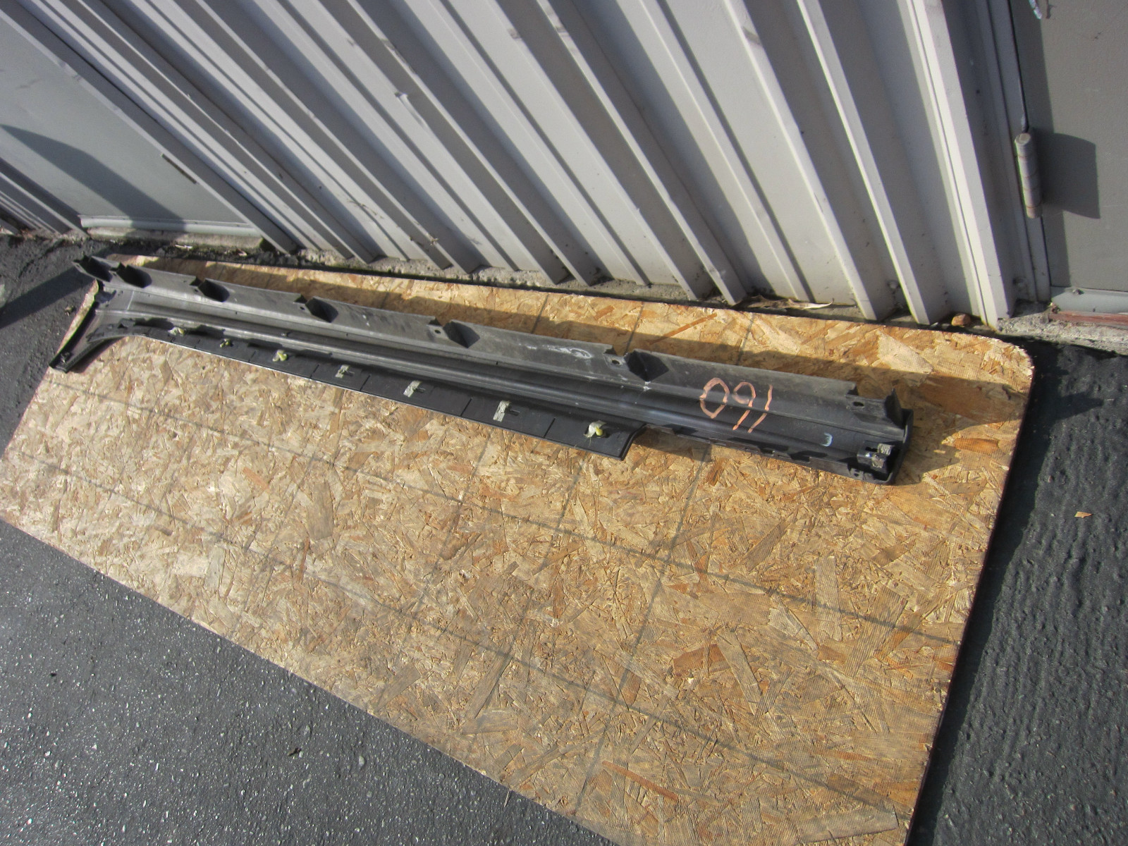 MASERATI GHIBLI 2014-17 - RH ROCKER PANEL / SIDE SKIRT - P/N 670010791
