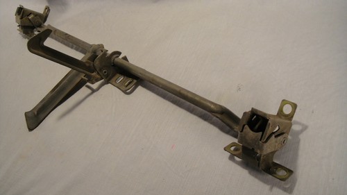 1969-1970 CADILLAC FLEETWOOD BROUGHAM DEVILLE HOOD LATCH CATCH ASSEMBLY - Bild 4 von 10