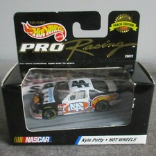 NIB 1998 HOT WHEELS 1/64 PRO RACING KYLE PETTY 44 NASCAR BLUES NEW IN BOX MINT