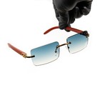 Foto 3 di 6