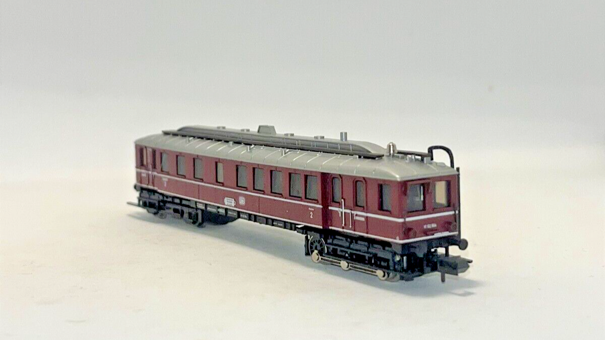 N Scale Minitrix 51 2096 Powered Diesel Rail Car VT 62 904 DB