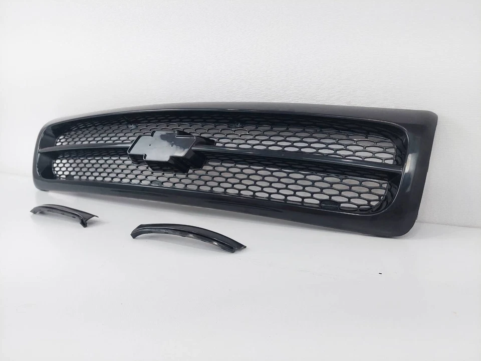 Rejilla Prime negra apta para Chevy Impala SS Caprice GM1200450 1994-96 con rayas Foto 3 de 4