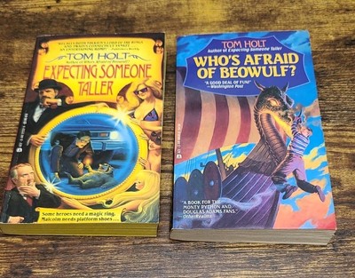 Tom Holt Lot Of 2 Paperbacks Who's Afraid of Beowulf? & Expecting Someone  Talle