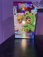 BRATZ BRATZIEZ ICONZ SERIEZ PLUSH KEYCHAIN BLIND BOX SHIPS TODAY 