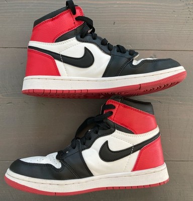 JORDAN 1 RETRO BLACK TOE SIZE 6.5 M WHITE/BLACK/GYM RED USED GOOD 555088-184  