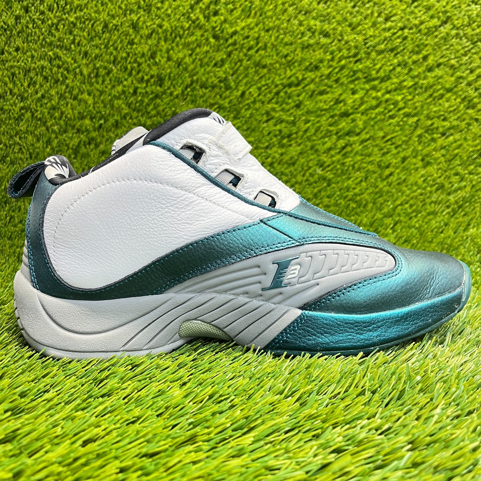 Reebok Answer 4 The Tunnel Mens Size 8 Green White Gray Athletic Shoes Sneakers