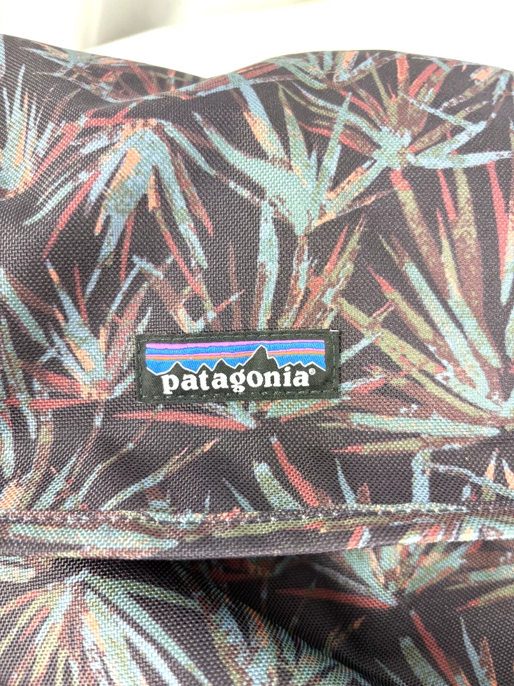 NWT Patagonia Fieldsmith Lid Pack Grasslands Night Plum Backpack Purple - Image 2 of 4