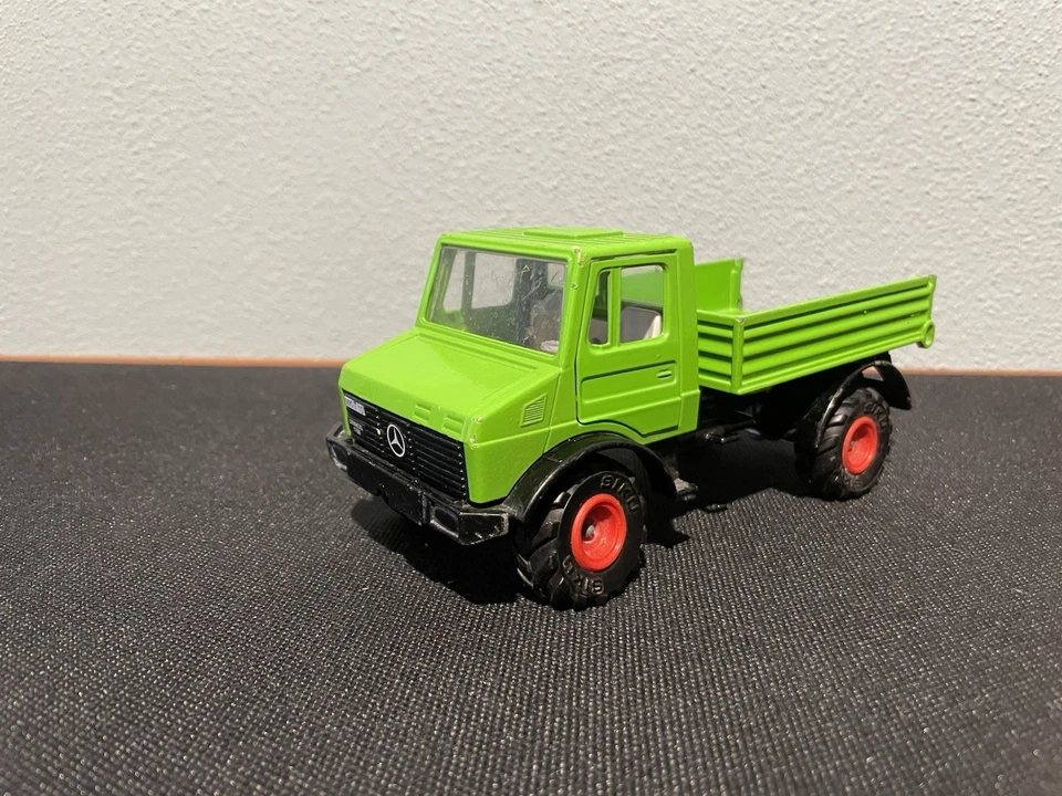Siku Farmer 1:32 3153 Mercedes Unimog 1700L