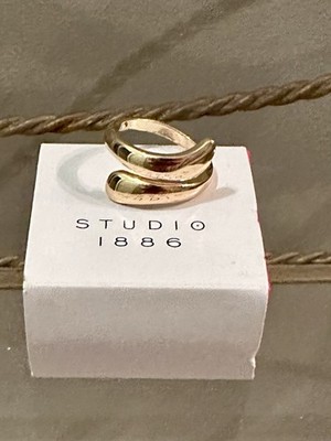 Vintage NOS In Box Avon Gold Tone Bypass Ring Size 8 Studio 1886