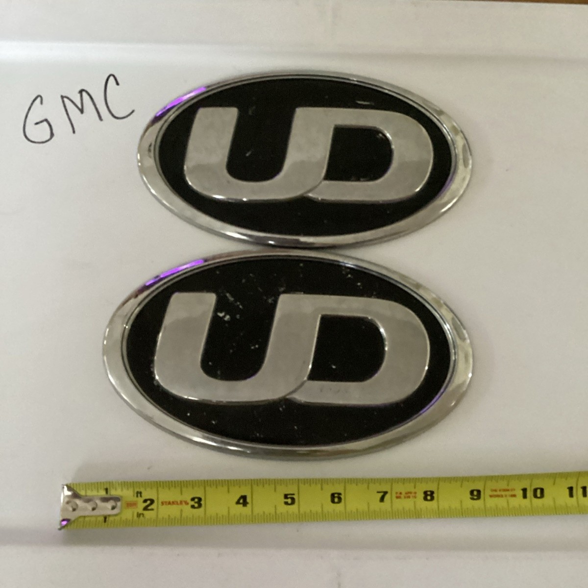 Genuine UD Trucks Nissan Diesel Condor OEM Emblem Set 9691310z00 