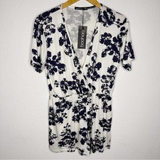 NWT Boohoo Erin Floral Print Wrap Front Playsuit Romper in Blue White Size 8