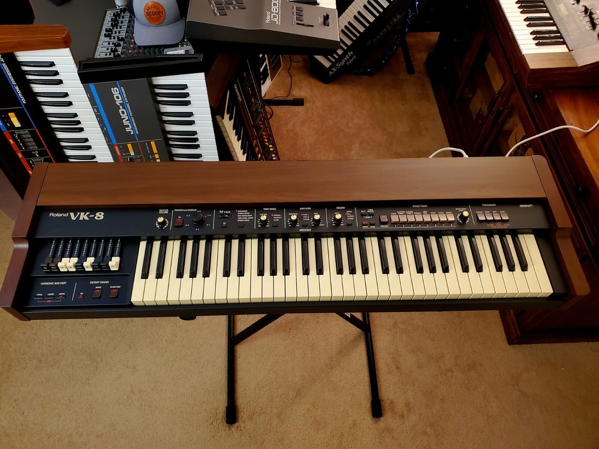 ROLAND VK8 SUPER RARE ORGAN STAGE KEYBOARD FULLY SERVICED AMAZING
