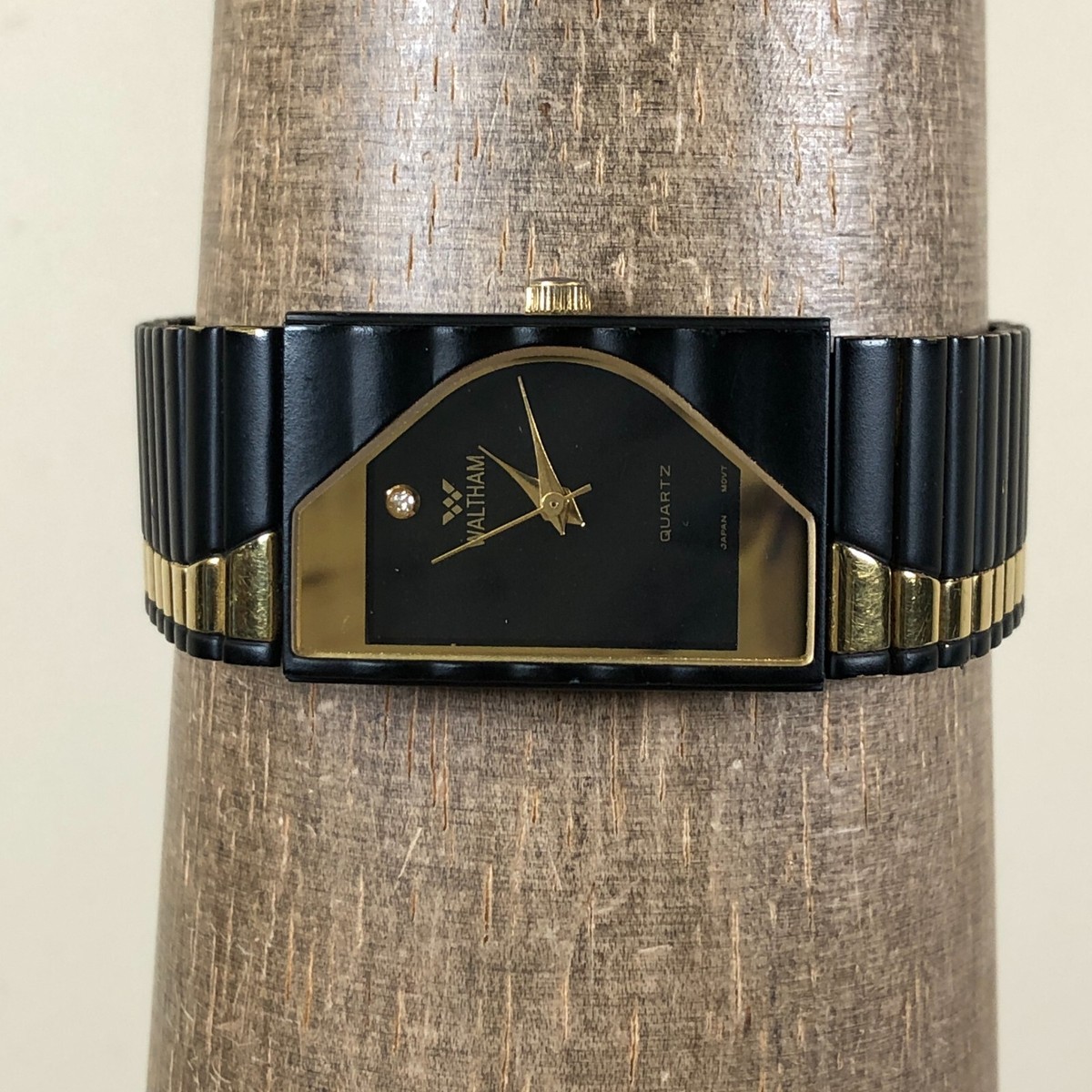 ジャンク WALTHAM クォーツ腕時計 A3715 WALTHAM クォーツ 腕時計 ゴールド ジャンク - メルカリ