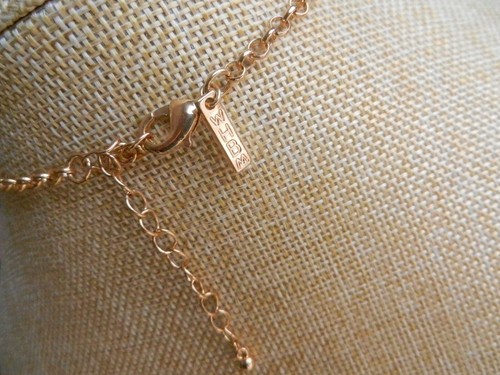 WHITE HOUSE BLACK MARKET WHBM Mother Of pearl Cabochon necklace Gold Tone - Picture 4 of 5