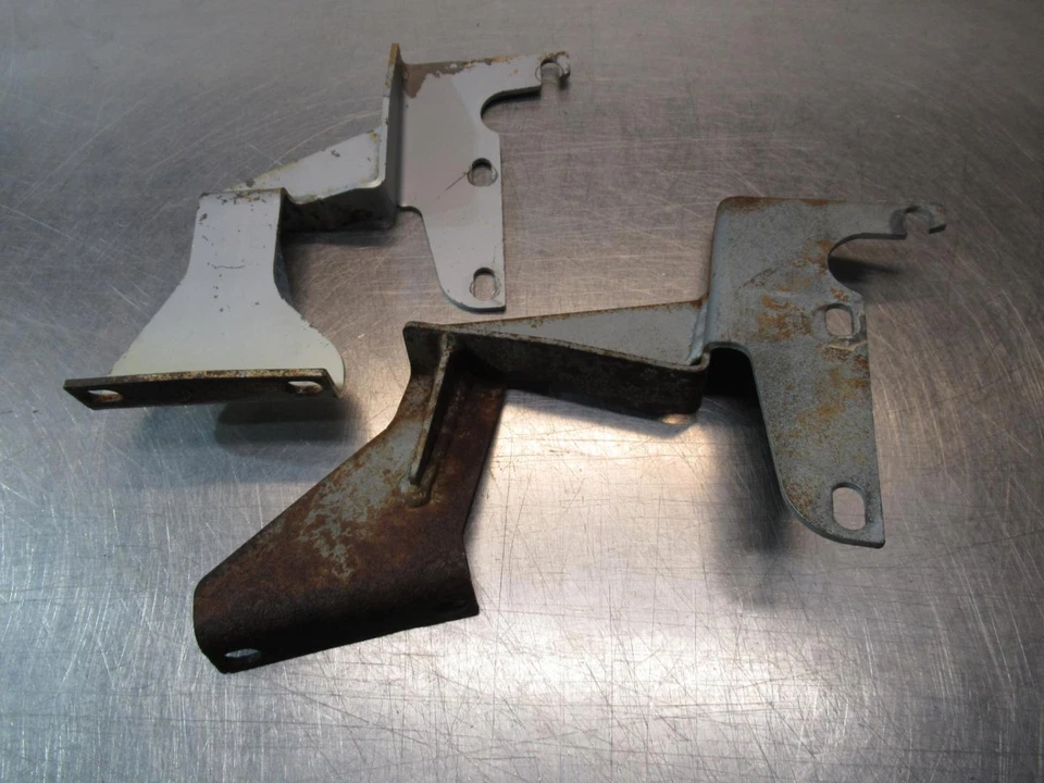 EB1391 2006 06 FERRARI F430 SPYDER CAJA DE CAMBIOS SOPORTE DE ESCAPE SOPORTES Foto 3 de 4