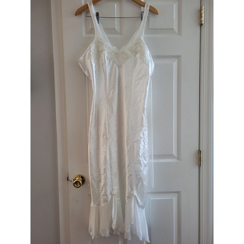 Linea Donatella White satin Bridal nightgown size… - image 1