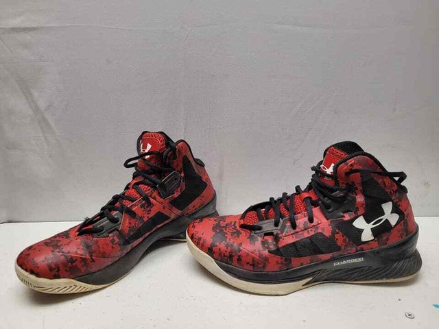 under armour lightning 3