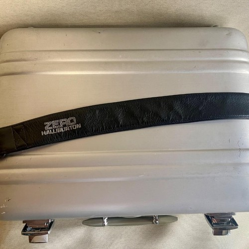 Zero Halliburton Aluminum Case with Genuine Leather Strap - Picture 5 of 13