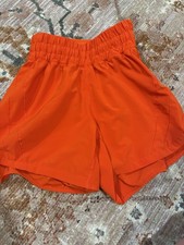 Lululemon Women s track that Running Size 2