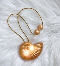 Disney The Little Mermaid Ariel Singing Light Up Sea Shell Gold Necklace