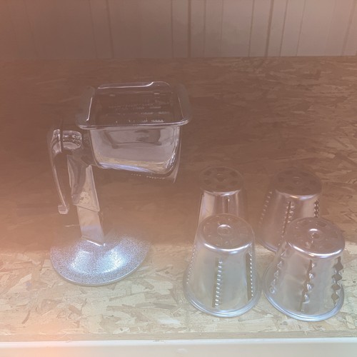 Vintage Salad King Food Processor Vegetable Cutter w/5 Cones 2803 - Picture 3 of 10