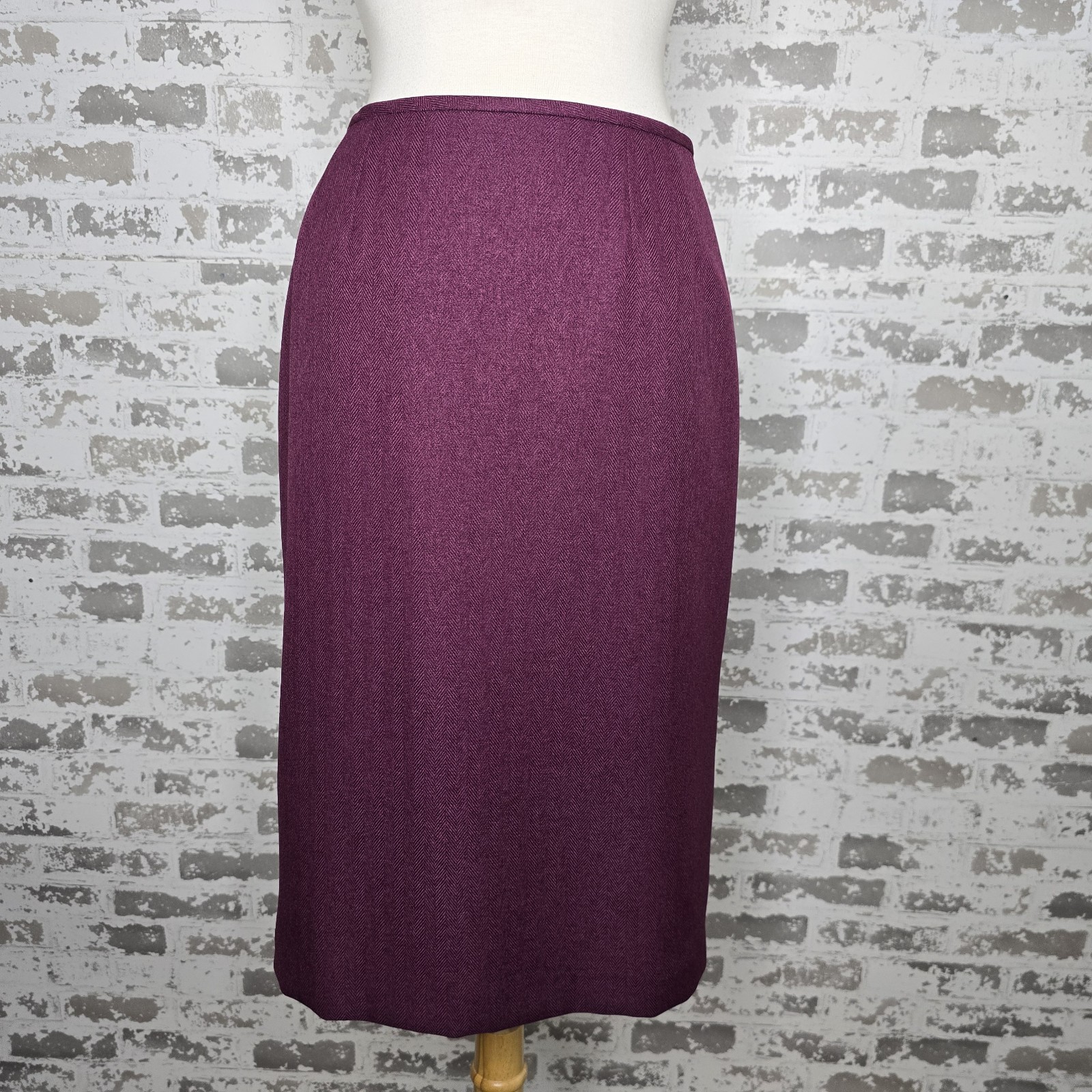 Le Suit 2 Piece Skirt Set Women 6 Burgundy Herringbone Career Business Work Wear