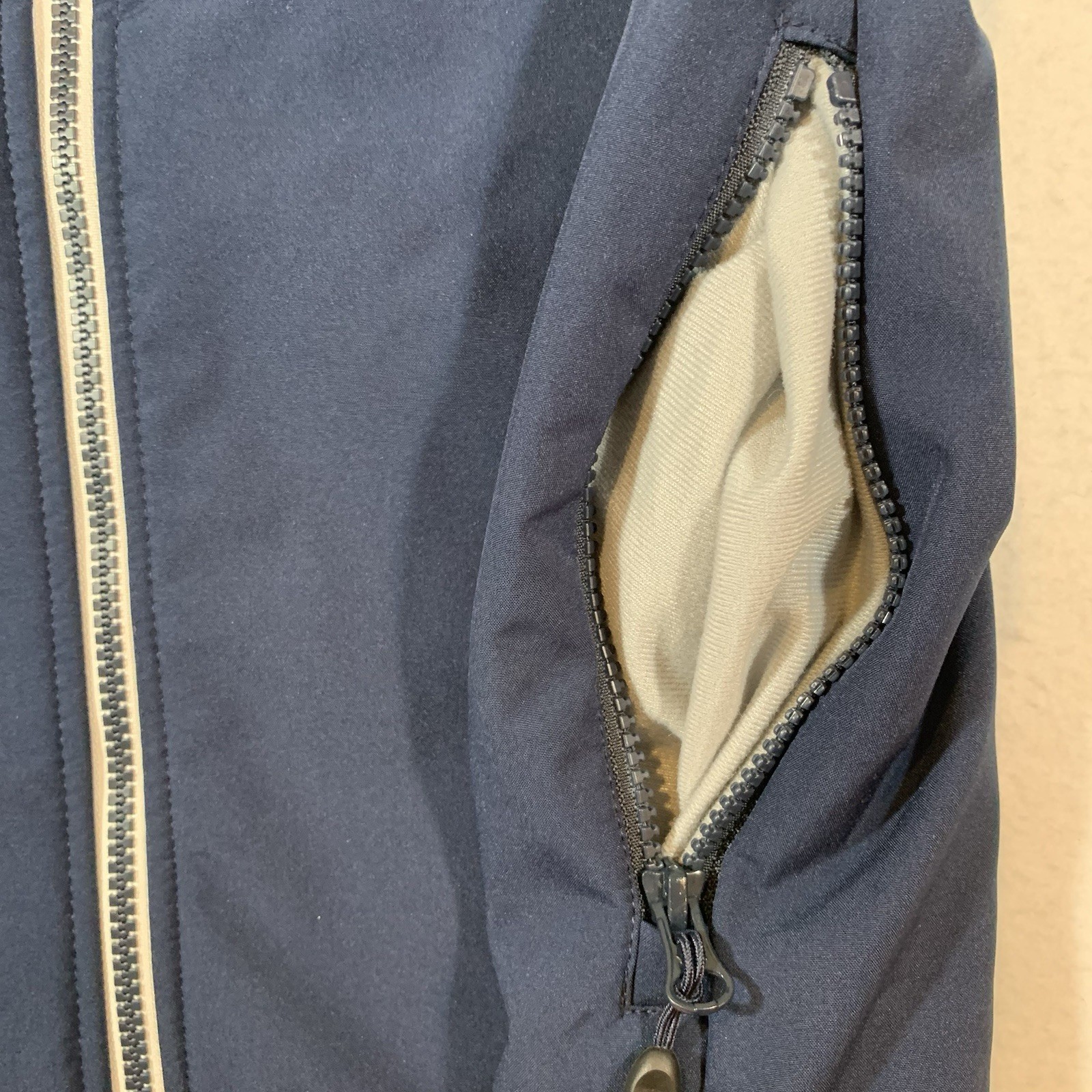 Olympic Team USA Hershey Softshell Jacket Windbre… - image 8