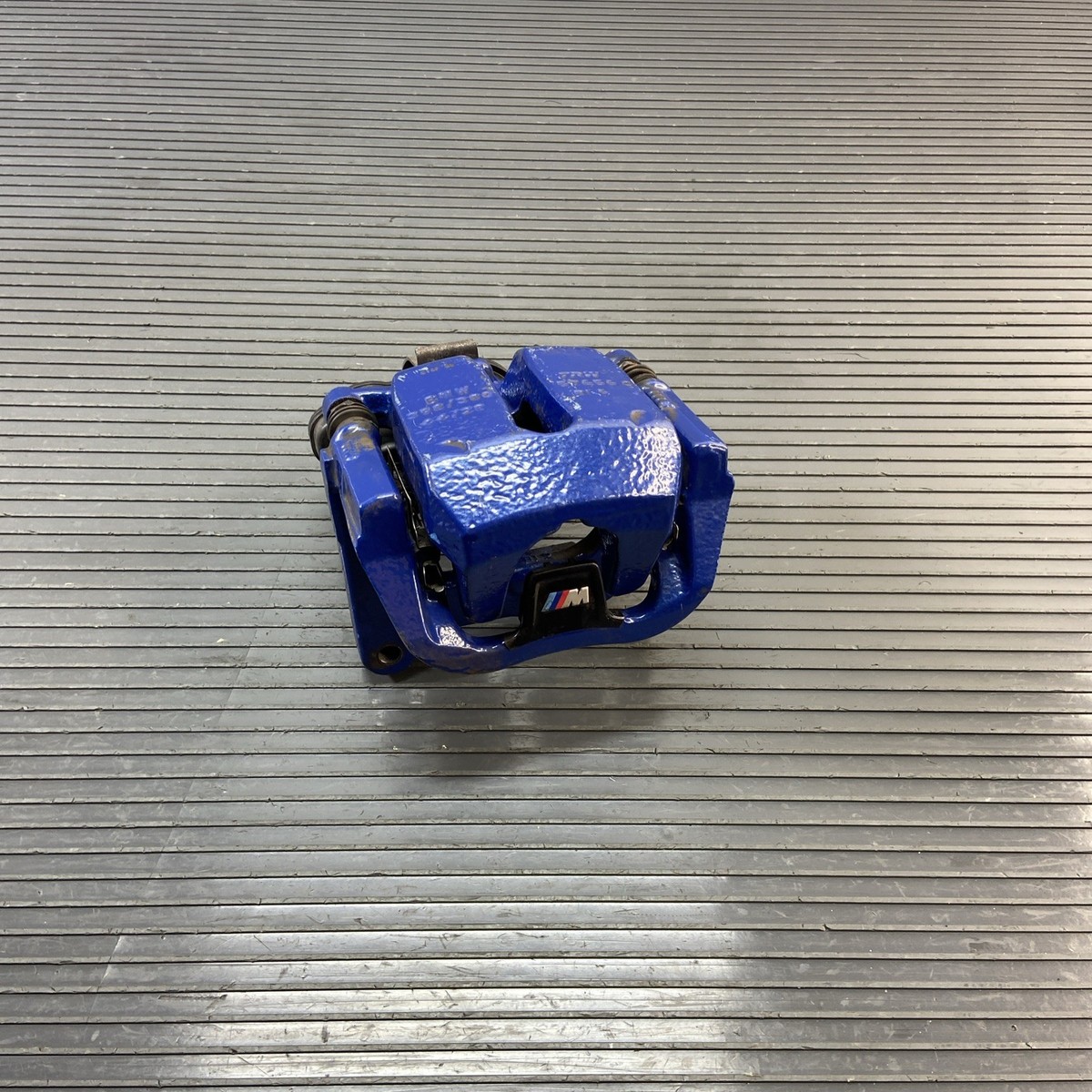 2018-2026 BMW M5 F90 Rear Left Brake Caliper Blue 35k Miles OEM