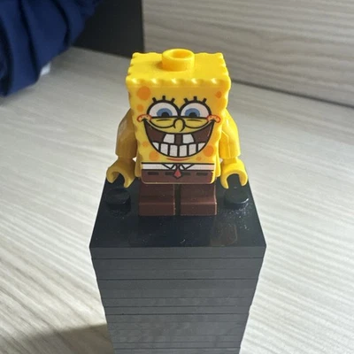 LEGO SpongeBob Squarepants Minifigure Big Smile Bottom Teeth - Image 1 of 4