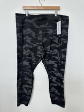 NWT Athleta RAINIER REFLECTIVE TIGHT Leggings Camo Black Cropped 3XL