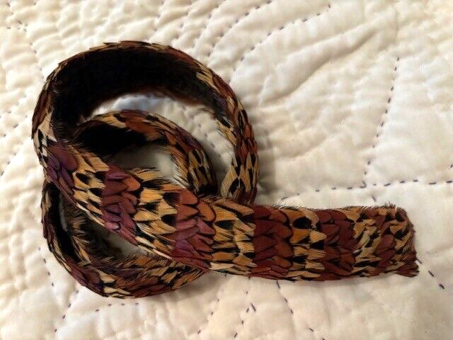 Vintage Hawaiian Feather Lei Hulu Hatband Hand Made In  display picture 2
