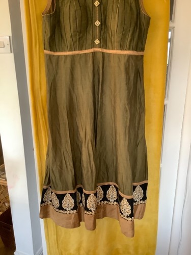 Schönes Midikleid im indischen Stil Fit&Flare Gr. L grün/gold (LfC Box1) - Bild 3 von 5