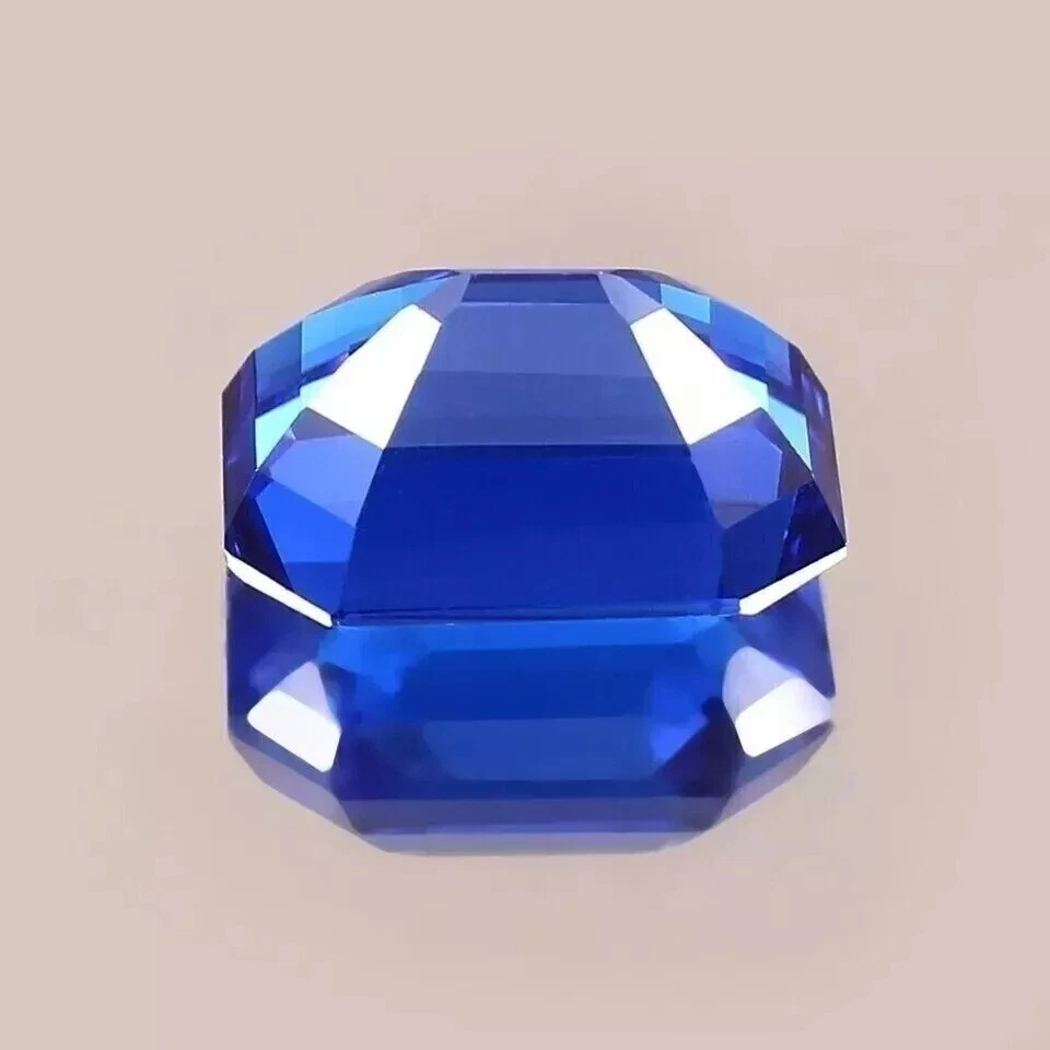 Natural Emerald Cut Certified 13Ct Ceylon Royal Blue Sapphire  Loose Gemstone - Image 4 of 4
