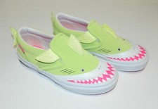 VANS girl's Slip On SHARK Shoes 2.5 NEW