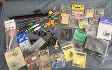 Lote de aparejos de pesca surtidos